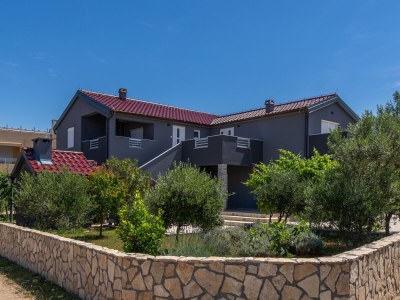 Apartment Two bedroom apartment with terrace Vir A-23333-b in Vir - Apartment
