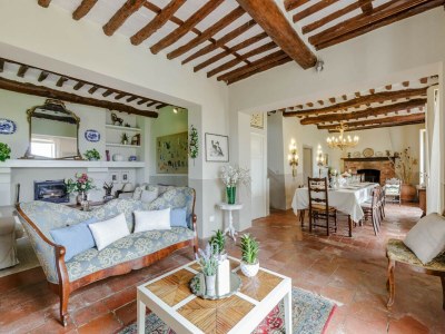 Villa Villa in Tuscany with Infinity Pool - Outdoor photo 24