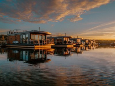 House boat Lake Breeze Retreat in Klitten - Outdoor photo 5