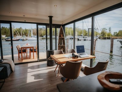 House boat Modern houseboat for 4 guests - Features photo 14