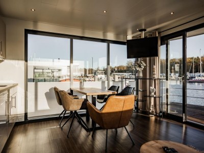 House boat Modern houseboat for 4 guests - Features photo 17
