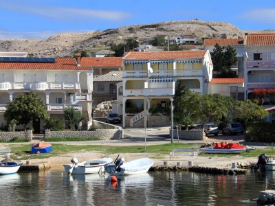 Apartment One bedroom apartment near beach Kustići, Pag A-4129-c - Outdoor photo 2
