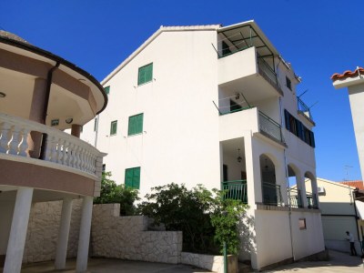 Apartment One bedroom apartment near beach Bilo, Primošten A-4191-c - Outdoor photo 3