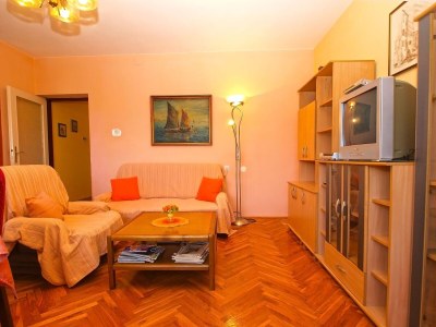 Apartment Three bedroom apartment with balcony Valbandon, Fažana A-20770-a - Outdoor photo 9