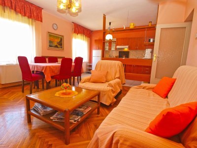 Apartment Three bedroom apartment with balcony Valbandon, Fažana A-20770-a - Outdoor photo 10