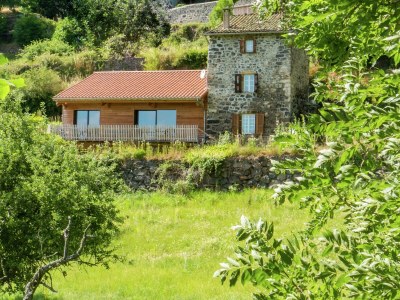 Holiday house Gemütlicher Landurlaub in der Auvergne - Outdoor photo 4
