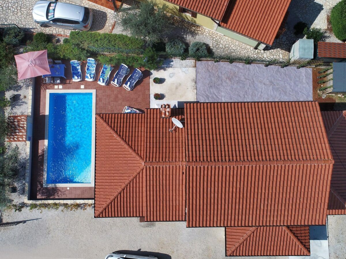 Villa Villa in Višnjan mit Pool und Garten - Outdoor photo 4