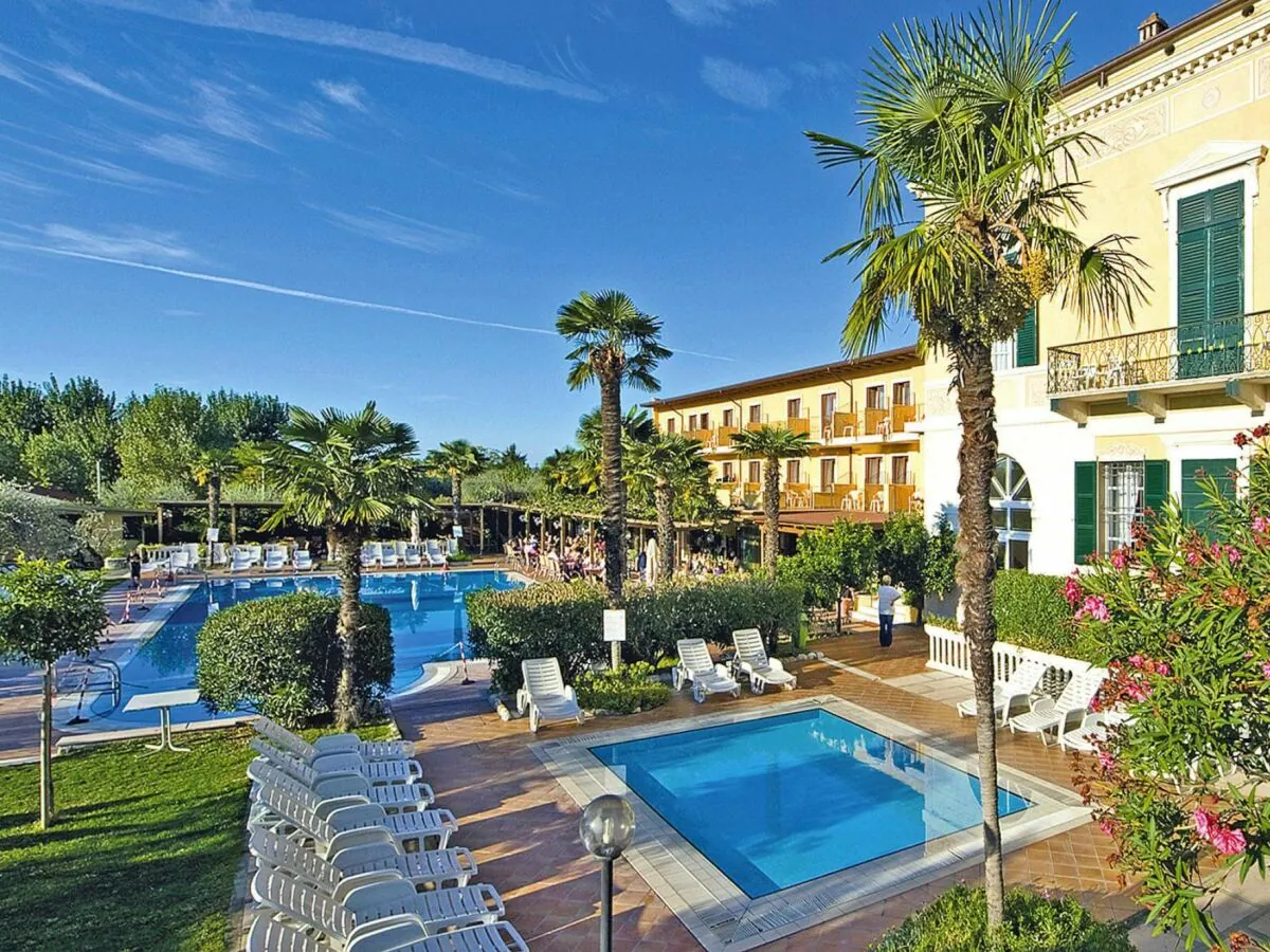 Holiday park Residence Antico Monastero in Toscolano - Outdoor photo 2