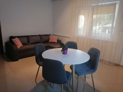 Apartment Two bedroom apartment with terrace and sea view Kampor, Rab A-12273-a - Outdoor photo 11