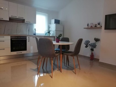 Apartment Two bedroom apartment with terrace and sea view Kampor, Rab A-12273-a - Outdoor photo 13