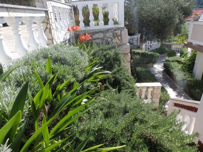 Apartment Four-bedroom apartment with terrace and sea view Kampor, Rab A-12273-b - Outdoor photo 6