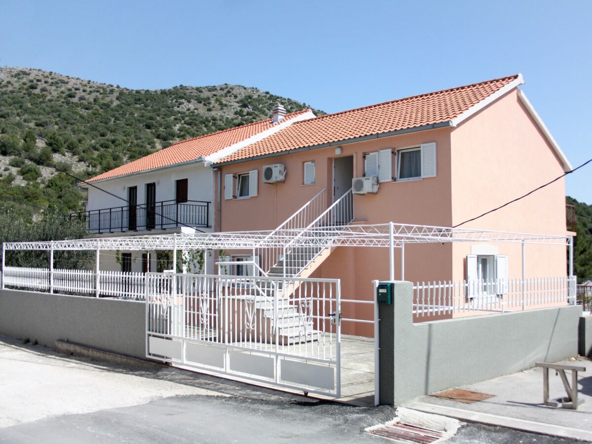 Apartment One bedroom apartment with terrace Marina, Trogir A-6116-a - Outdoor photo 3