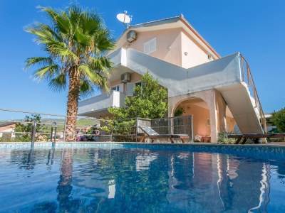 Apartment One bedroom apartment with balcony and sea view Seget Vranjica, Trogir A-14409-b - Outdoor photo 2