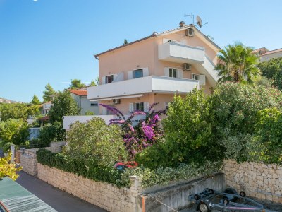 Apartment One bedroom apartment with balcony and sea view Seget Vranjica, Trogir A-14409-b - Outdoor photo 4