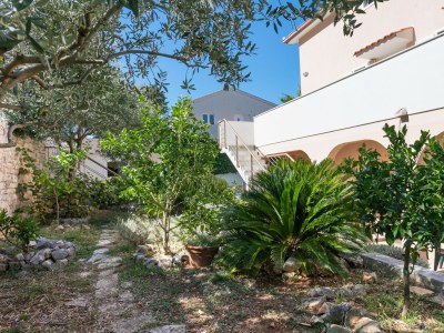 Apartment One bedroom apartment with balcony and sea view Seget Vranjica, Trogir A-14409-b - Outdoor photo 13
