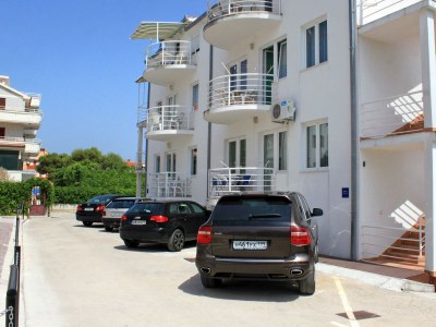 Apartment Two bedroom apartment with balcony Rastići, Čiovo A-6863-b - Outdoor photo 8