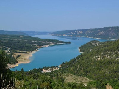 Holiday park Studio in Gréoux-Les-Bains near Lakes - Environment photo 12