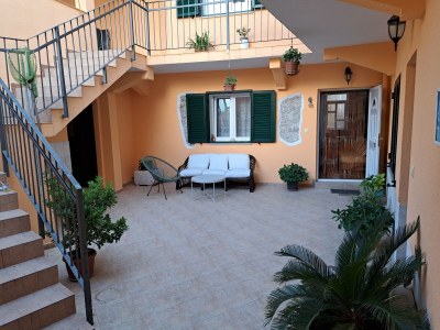 Apartment One bedroom apartment with terrace Kukljica, Ugljan A-8209-c in Kukljica - Apartment