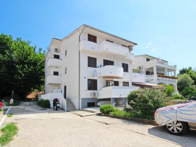 Apartment Three bedroom apartment with terrace Baška, Krk A-19195-a in Baška - Apartment