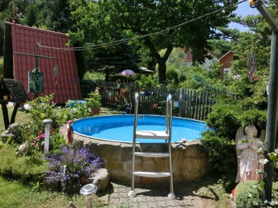 Apartment Gemütliches Ferienhaus mit Pool in Blankenburg - Outdoor photo 9