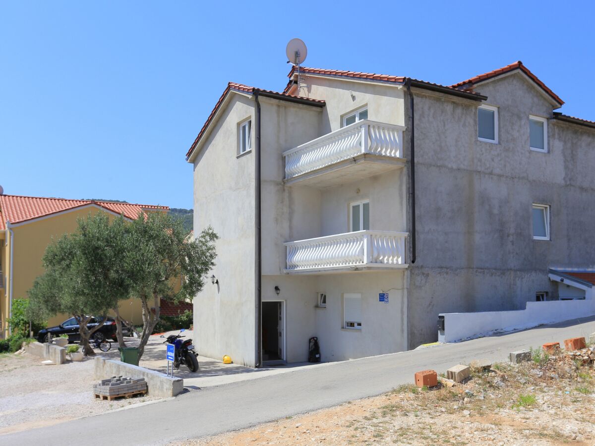 Apartment Three bedroom apartment with terrace Grebaštica, Šibenik A-11301-a - Outdoor photo 5