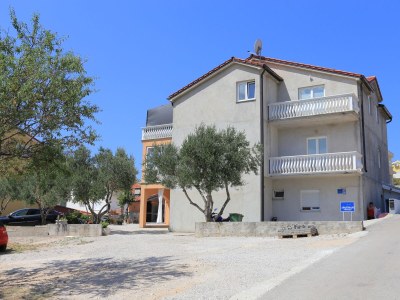 Apartment Three bedroom apartment with terrace Grebaštica, Šibenik A-11301-a - Outdoor photo 4