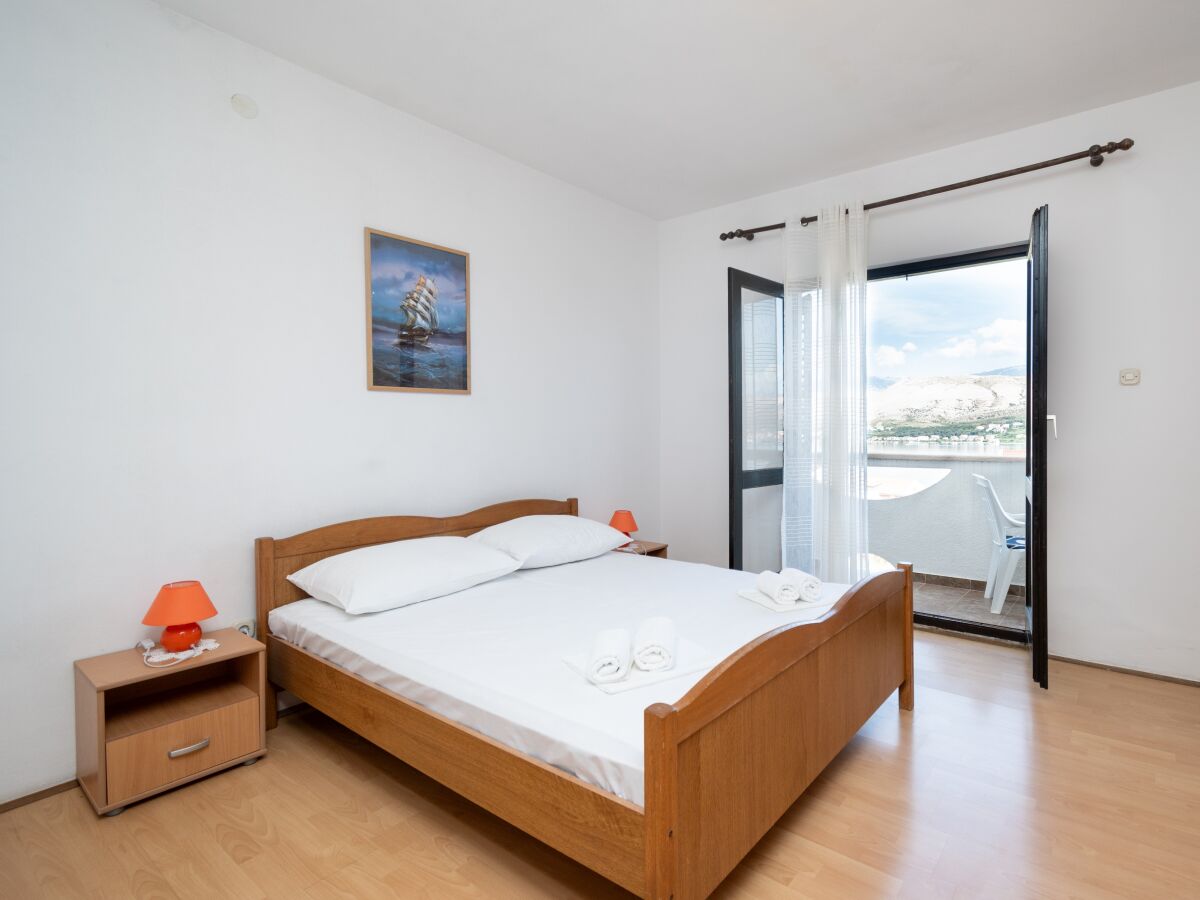 Apartment Two bedroom apartment with terrace and sea view Pag A-15765-b