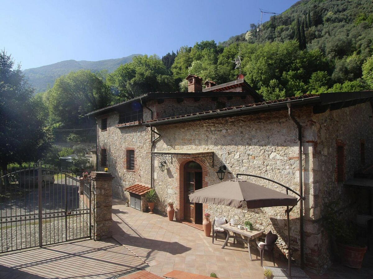 Holiday park Stone House in Camaiore near Versilia Beach - Outdoor photo 2