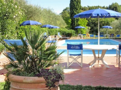 Holiday park Estate in Montaione with Pool & Wine Tasting - Outdoor photo 9