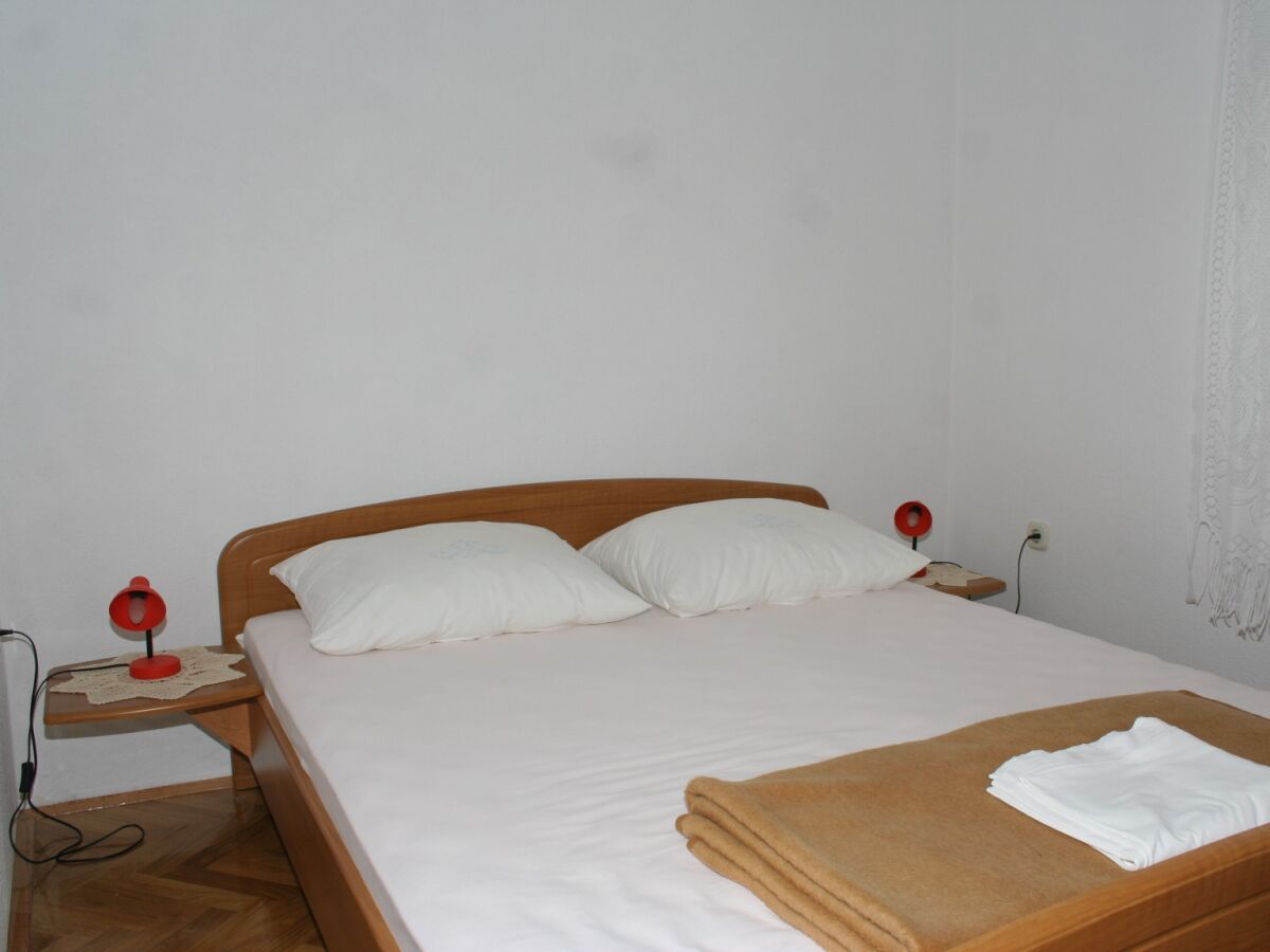 Apartment One bedroom apartment near beach Igrane, Makarska A-2679-a
