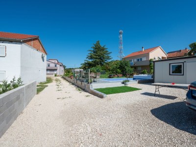 Apartment Two bedroom apartment with air-conditioning Sukošan, Zadar A-24349-a - Outdoor photo 15