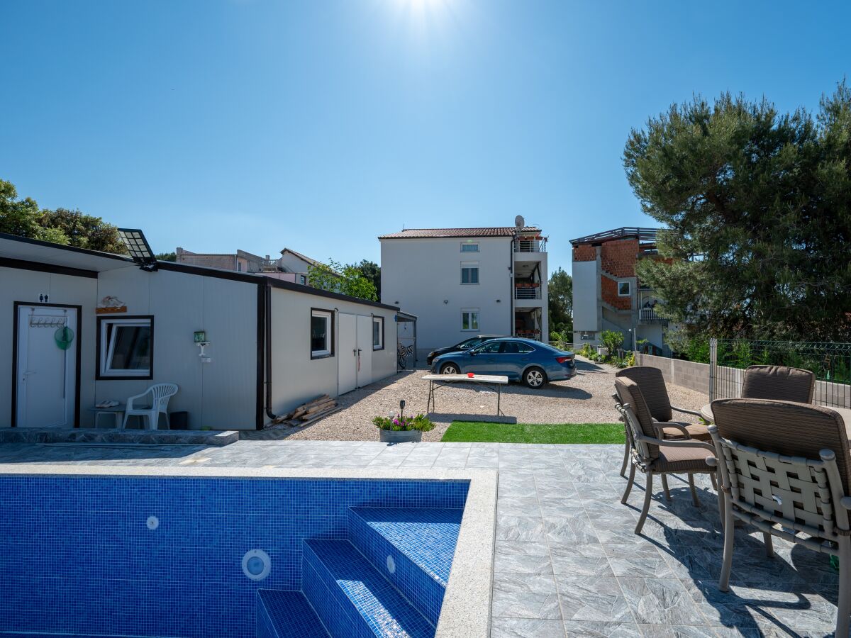 Apartment Two bedroom apartment with air-conditioning Sukošan, Zadar A-24349-b