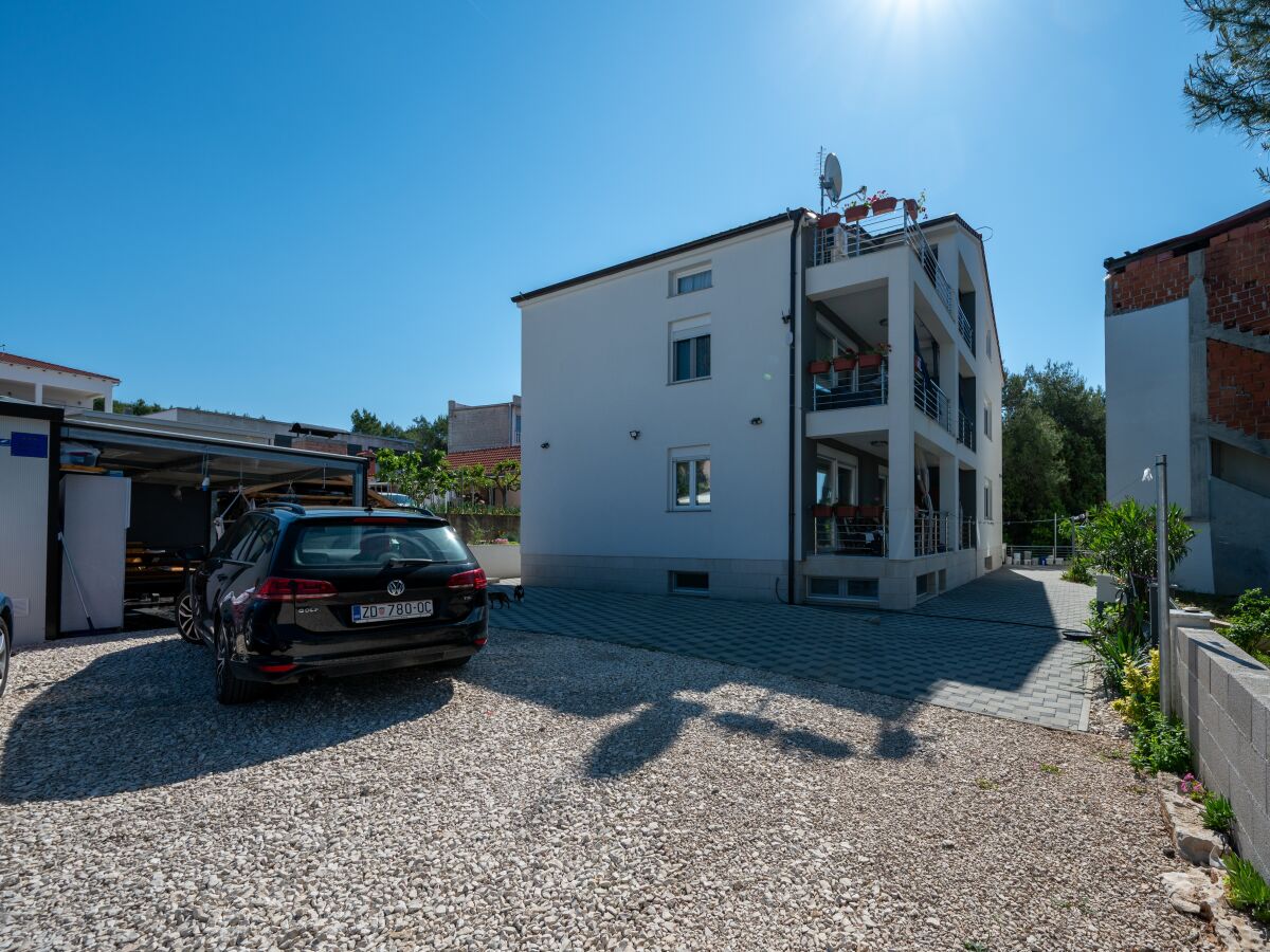 Apartment One bedroom apartment with air-conditioning Sukošan, Zadar A-24349-c