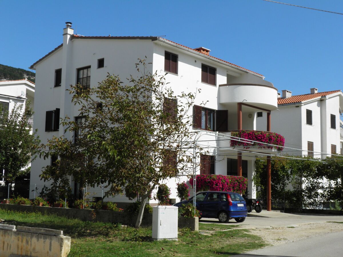 Apartment Two bedroom apartment with terrace Baška, Krk A-22661-b - Outdoor photo 2