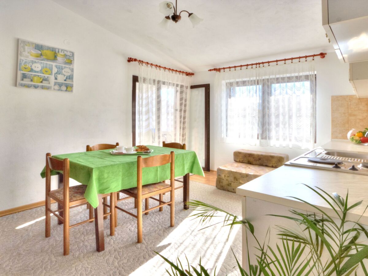 Apartment Two bedroom apartment with balcony Baška, Krk A-22661-c