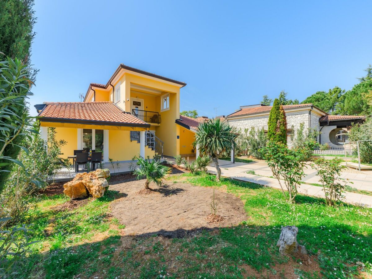 Apartment Cosy apartment with fenced garden - Outdoor photo 2