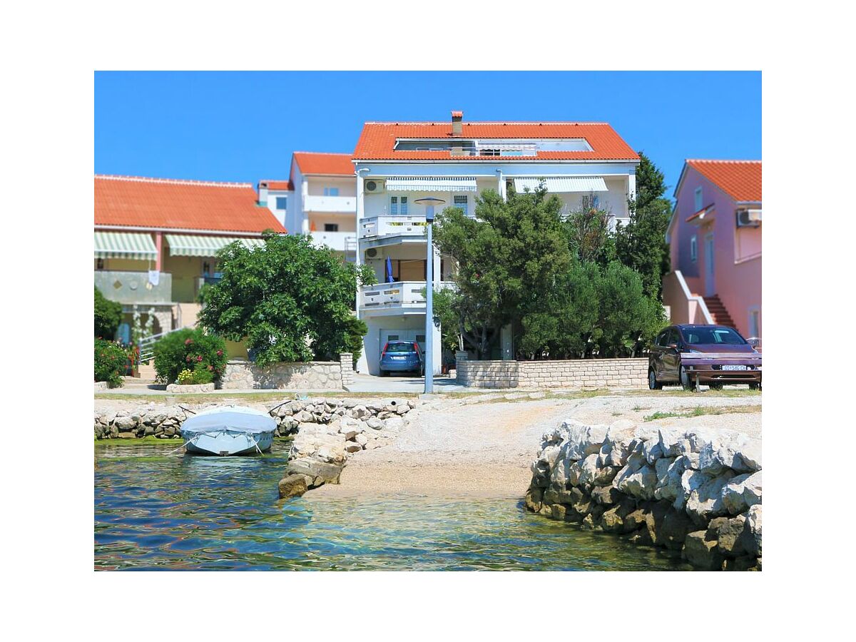 Apartment One bedroom apartment near beach Kustići, Pag A-4086-b - Outdoor photo 2
