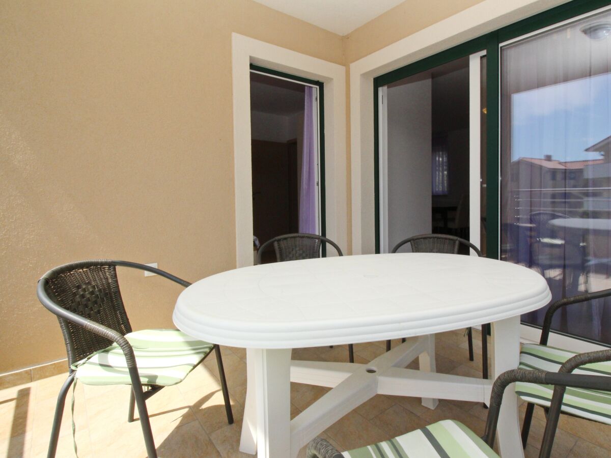 Apartment Two bedroom apartment with terrace Baška, Krk A-18845-c