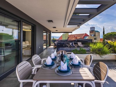 Apartment Three bedroom apartment with terrace and sea view Njivice, Krk A-24998-a - Outdoor photo 13