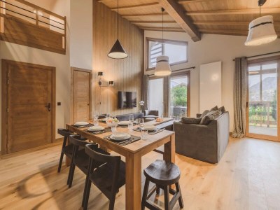 Apartment Chic Alpine Apartment with Shared Pool - Features photo 11