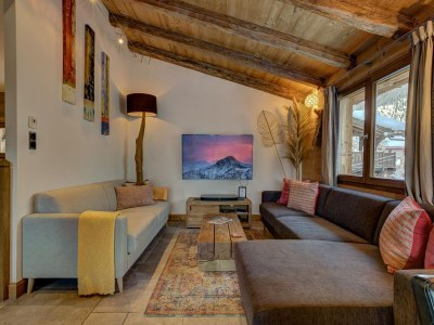 Chalet Mountain Chalet with Hot Tub, Sauna - Features photo 8