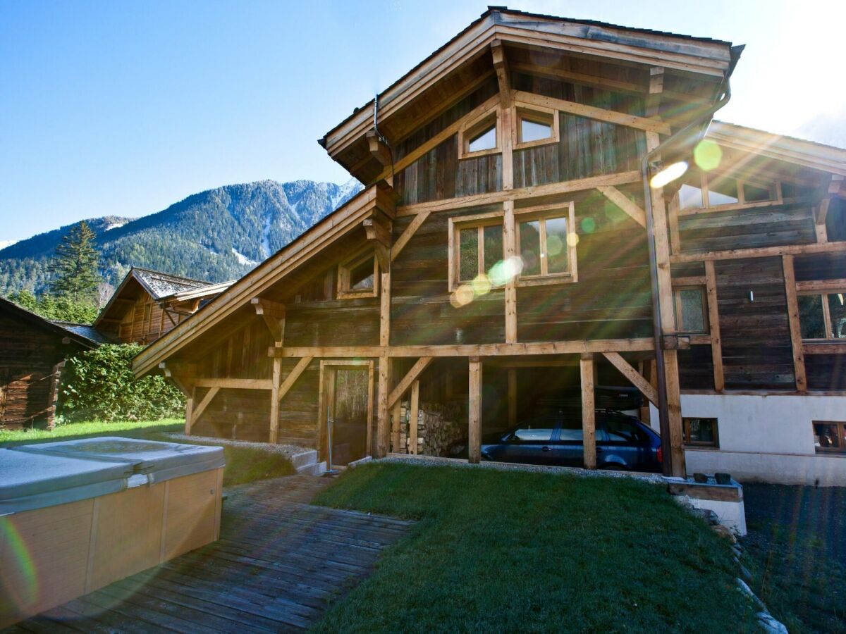 Chalet Rustic Luxury Chalet in Les Bois