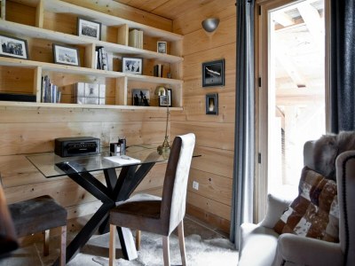 Chalet Rustic Luxury Chalet in Les Bois - Features photo 14