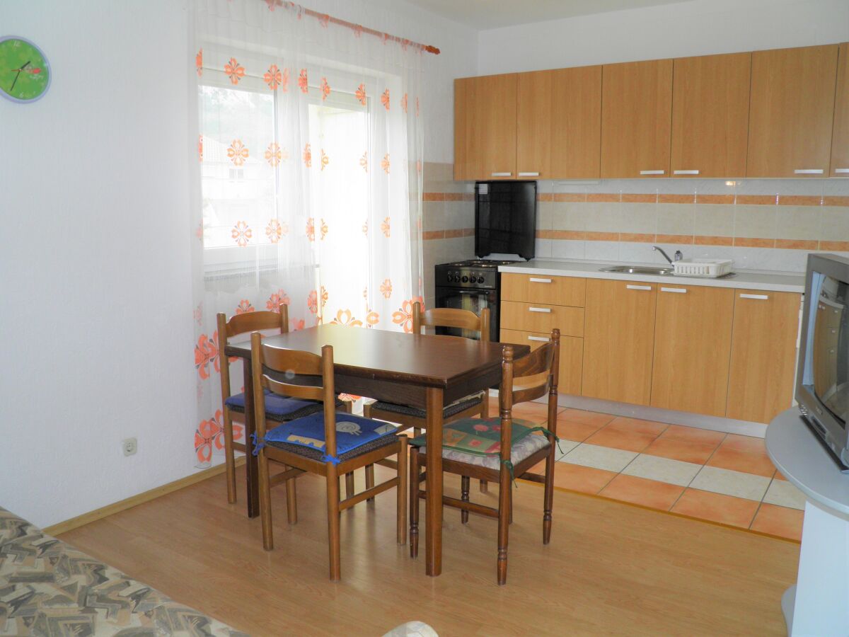 Apartment One bedroom apartment with balcony and sea view Baška, Krk A-24181-a
