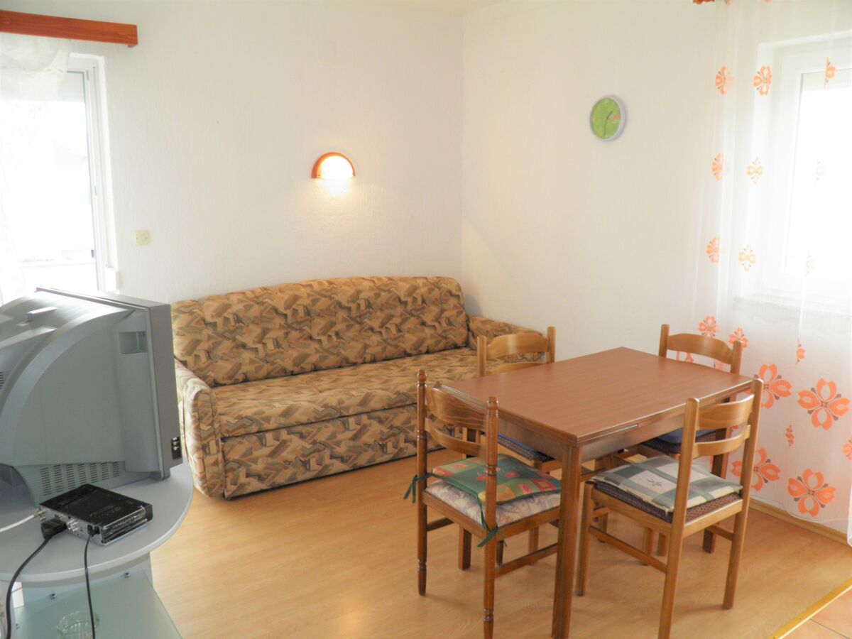 Apartment One bedroom apartment with balcony and sea view Baška, Krk A-24181-a - Outdoor photo 4