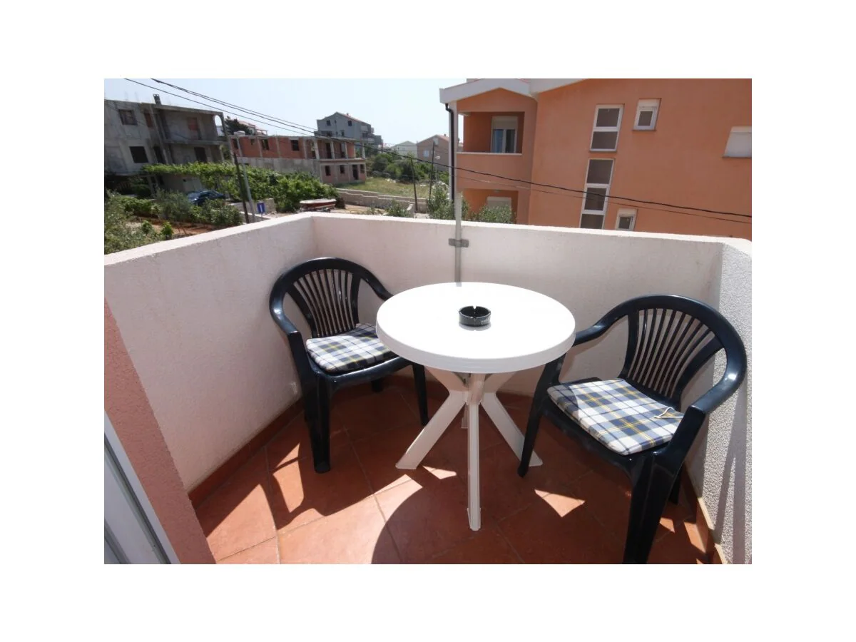 Apartment One bedroom apartment with balcony and sea view Novalja, Pag A-6341-d