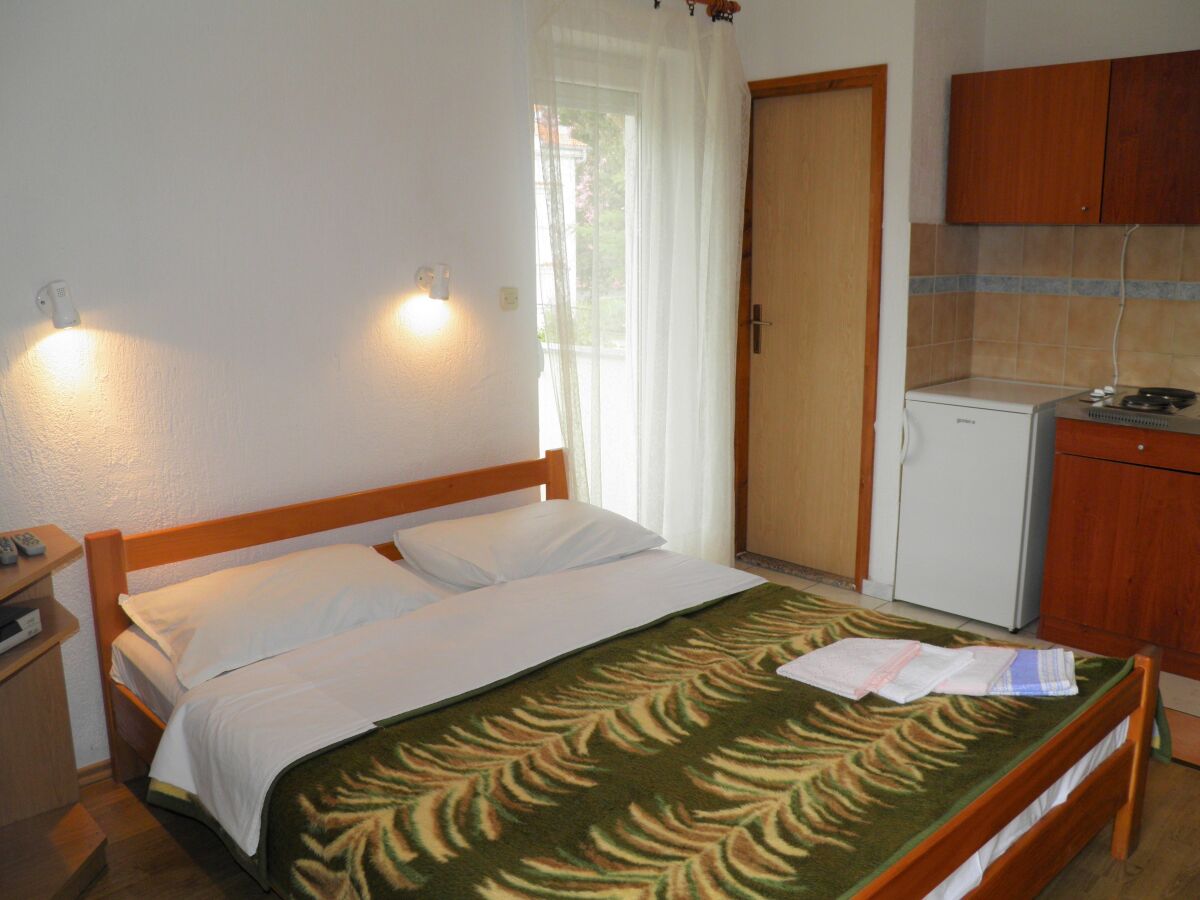 Apartment Studio flat with balcony and sea view Baška, Krk AS-24181-a