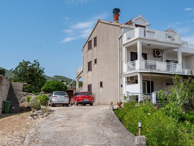 Apartment Three bedroom apartment near beach Kneža, Korčula A-10168-c in Račišće - Apartment