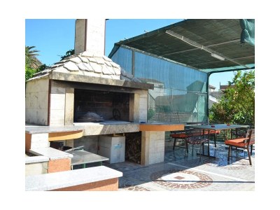 Apartment One bedroom apartment with balcony and sea view Gradac, Makarska A-13681-a - Outdoor photo 3