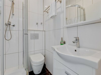 Apartment Apartment in Oberhausen near Scenic Lake - Features photo 16